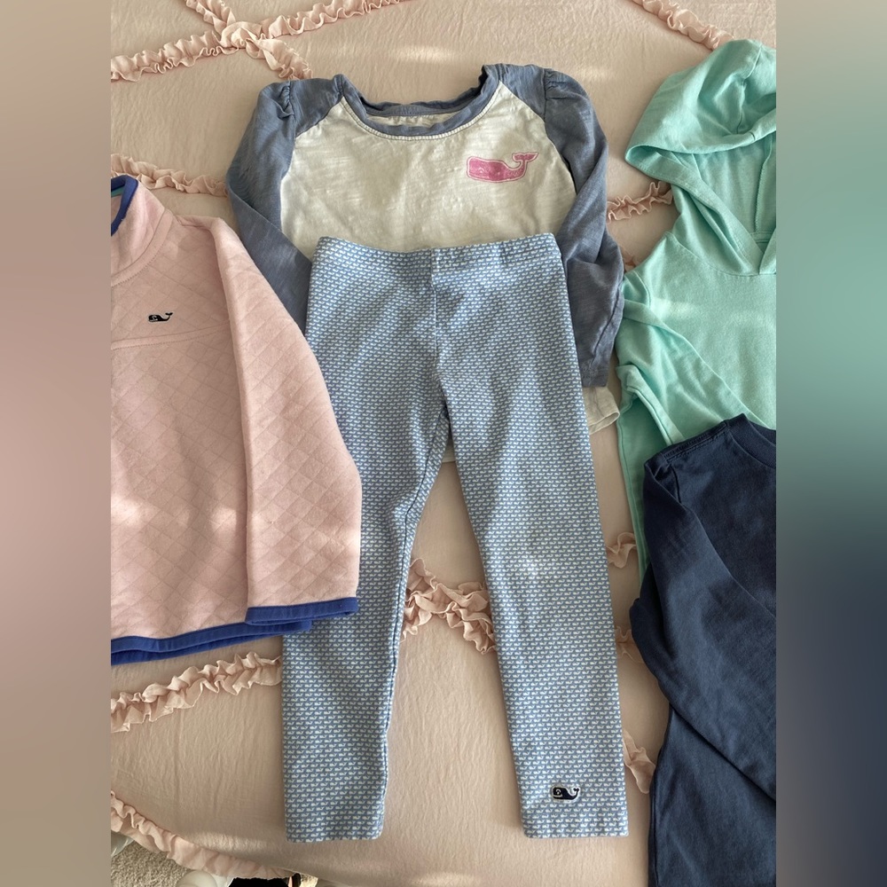 Vineyard Vines 3T lot